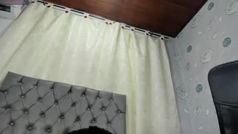 Snapshot of luna_evaa chatting on 29, 7, 2026 Luna Eva online show from 29, 7, 2026