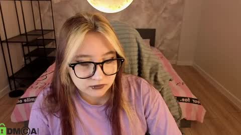 Luna Host online show from 7, 4, 2026
