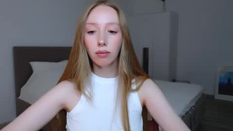 Luna online show from 11, 1, 2025