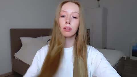 Luna online show from 13, 1, 2025