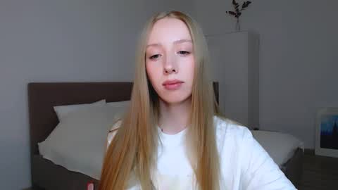 Luna online show from 12, 2, 2025