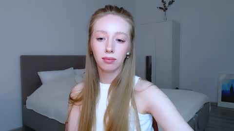 Luna online show from 15, 2, 2025