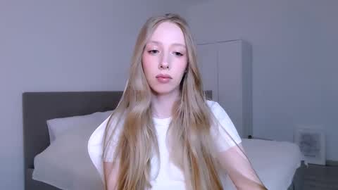 Luna online show from 19, 2, 2026