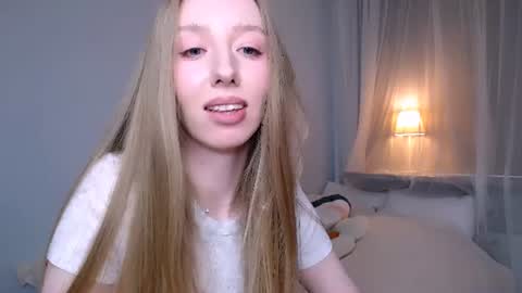 Luna online show from 5, 7, 2026