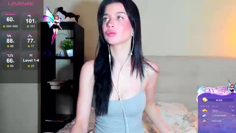 Hi everyone my name is Tina   online show from 23, 6, 2026