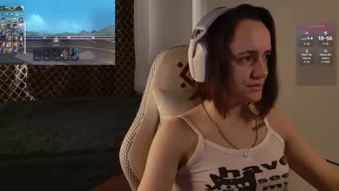 luna_loveeee online show from 8, 10, 2025