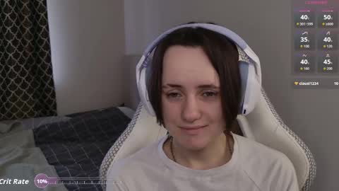 luna_loveeee online show from 9, 3, 2026