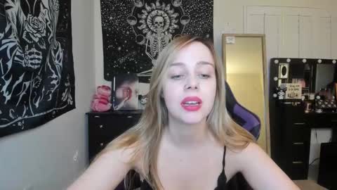 Luna online show from 27, 11, 2025