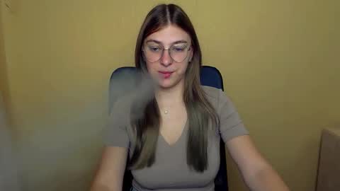 Luna online show from 17, 9, 2025