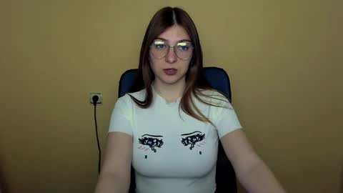 Luna online show from 25, 4, 2026