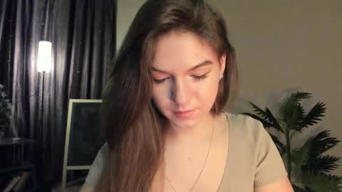 Luna online show from 9, 1, 2026