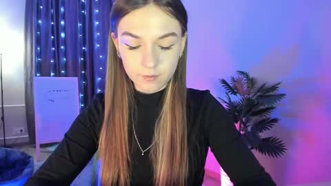 Luna online show from 2, 2, 2026