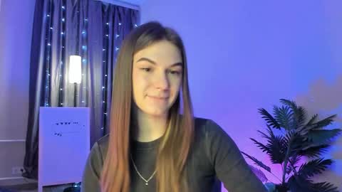 Luna online show from 4, 2, 2026