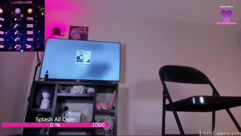 Luna Luuvz online show from 28, 9, 2025