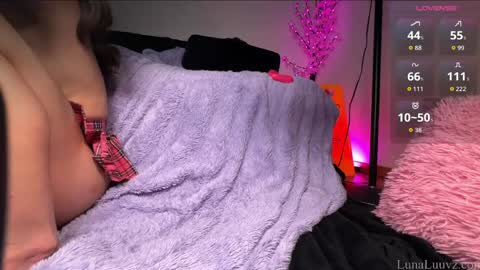 Luna Luuvz online show from 26, 4, 2026