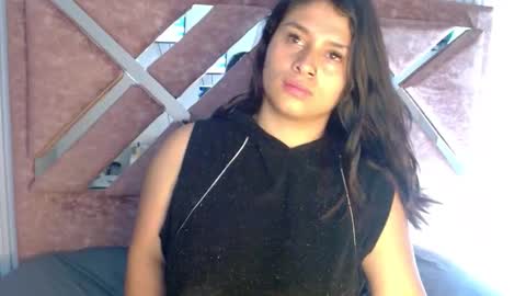  luna miller  online show from 6, 3, 2026