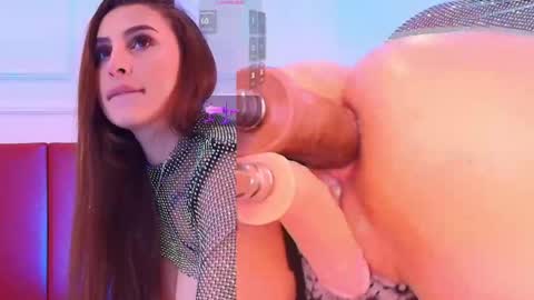     online show from 30, 4, 2026