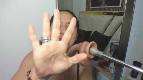 luna_naughty1 online show from 13, 1, 2026