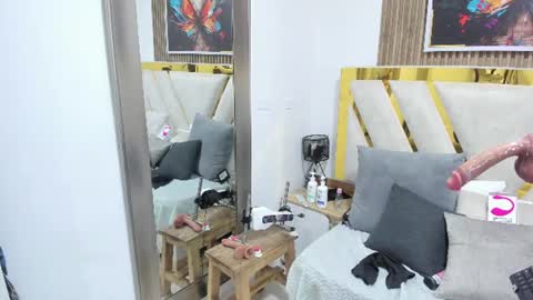 Snapshot of luna_naughty1 chatting on 22, 7, 2026 luna_naughty1 online show from 22, 7, 2026