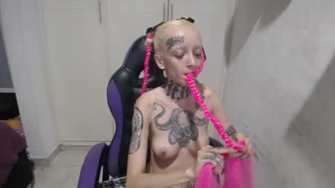 Luna online show from 2, 2, 2025