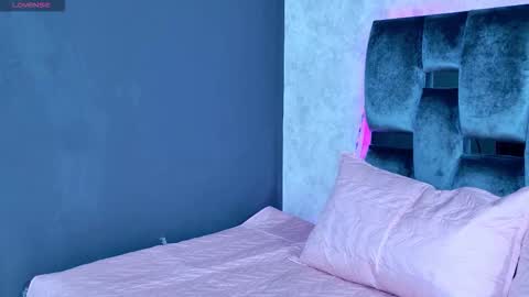 luna_sophya online show from 27, 9, 2025