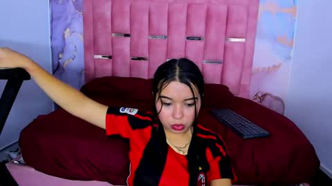 Luna  online show from 25, 1, 2025