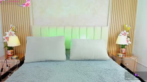 Luna Taylors online show from 4, 3, 2026