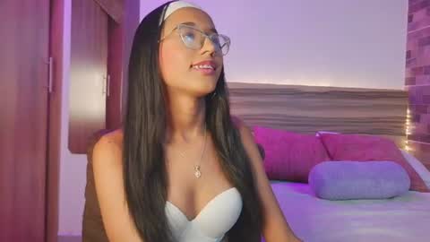 luna_valen online show from 27, 7, 2026