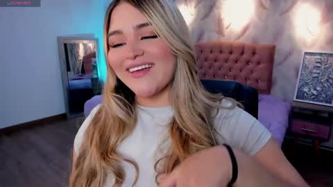 Snapshot of luna_volk chatting on 7, 5, 2026 Luna online show from 7, 5, 2026