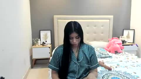 lunaa08 online show from 25, 7, 2026