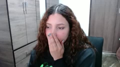 lunaa_sub online show from 27, 3, 2026