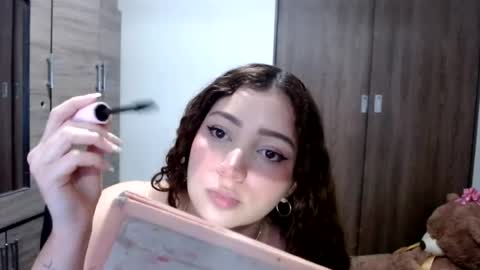 lunaa_sub online show from 3, 8, 2026