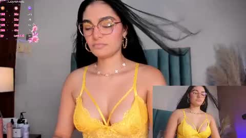 Luna Aspen online show from 12, 6, 2026