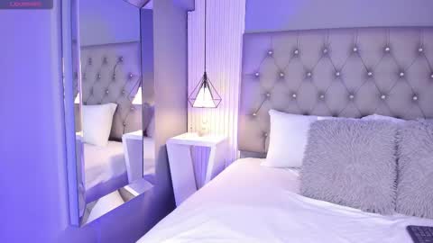 Luna  online show from 20, 12, 2025