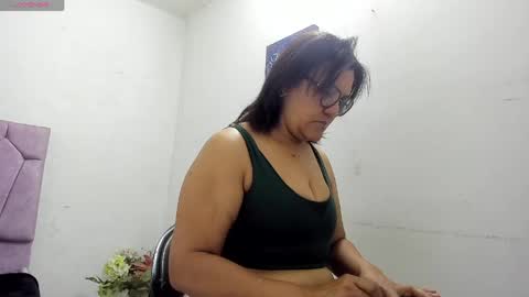 lunabrillante1972 online show from 27, 5, 2026