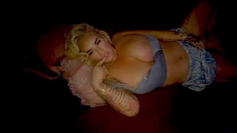 Luna Daddys Girl online show from 27, 5, 2026
