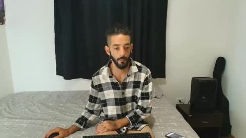 Luna  Daniel online show from 22, 4, 2026