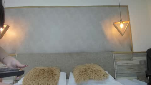 LUNA  online show from 24, 9, 2025