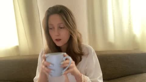 Snapshot of lunafeather chatting on 9, 2, 2026 lunafeather online show from 9, 2, 2026