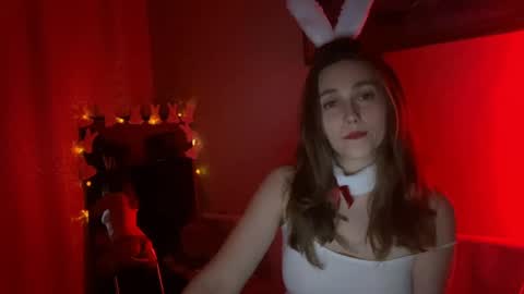 Snapshot of lunafeather chatting on 3, 4, 2026 lunafeather online show from 3, 4, 2026