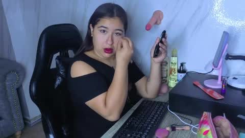 Lunafemme tf online show from 23, 4, 2026