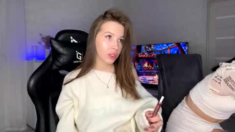 lunail online show from 21, 11, 2025