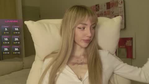 Luna online show from 5, 3, 2026