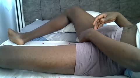 Snapshot of lunalove22_ chatting on 21, 3, 2026 lunalove22_ online show from 21, 3, 2026