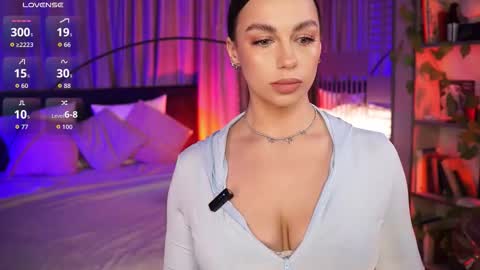 Luna  next streams Mon Fri Sat Sun 8pm-5am gmt0 online show from 2, 12, 2025