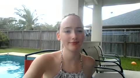 lunapixie2020 online show from 17, 6, 2026