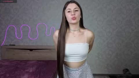 lunara6 online show from 16, 7, 2026