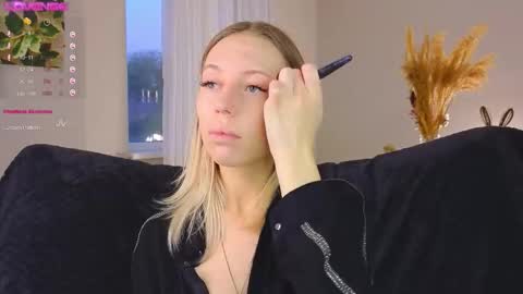 Kelly online show from 16, 10, 2025