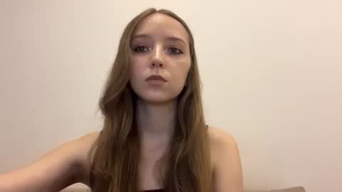 lunarleya online show from 30, 7, 2026