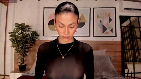 Snapshot of lunaruso chatting on 20, 9, 2025 Luna Ruso online show from 20, 9, 2025